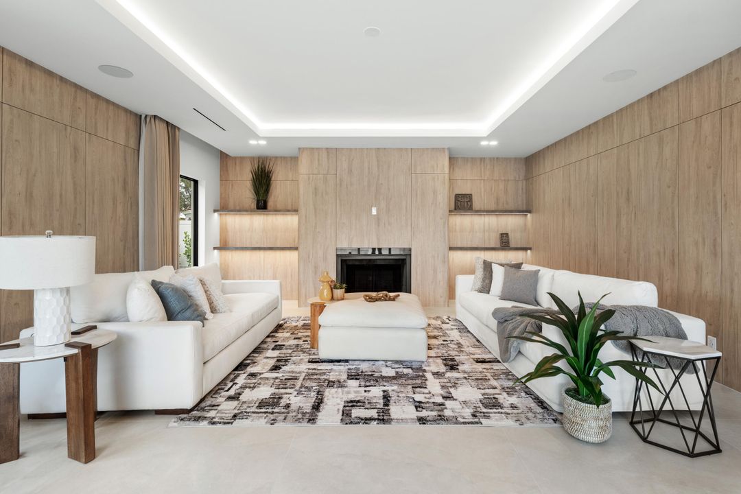 For Sale: $2,199,999 (4 beds, 4 baths, 3398 Square Feet)