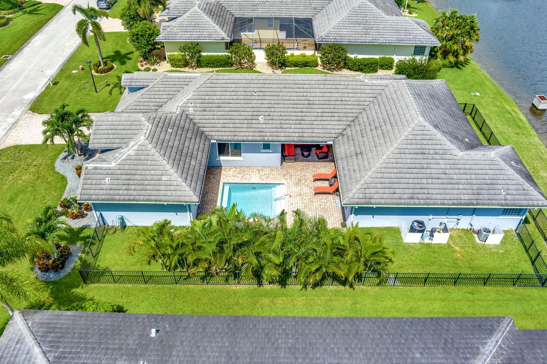 En Venta: $639,000 (4 camas, 4 baños, 2854 Pies cuadrados)