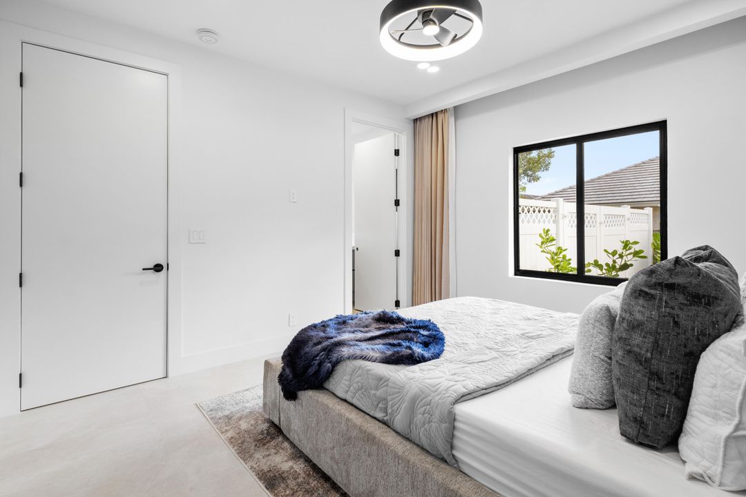 For Sale: $2,199,999 (4 beds, 4 baths, 3398 Square Feet)