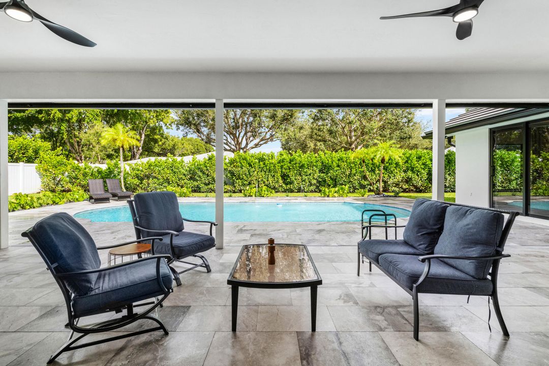 For Sale: $2,199,999 (4 beds, 4 baths, 3398 Square Feet)