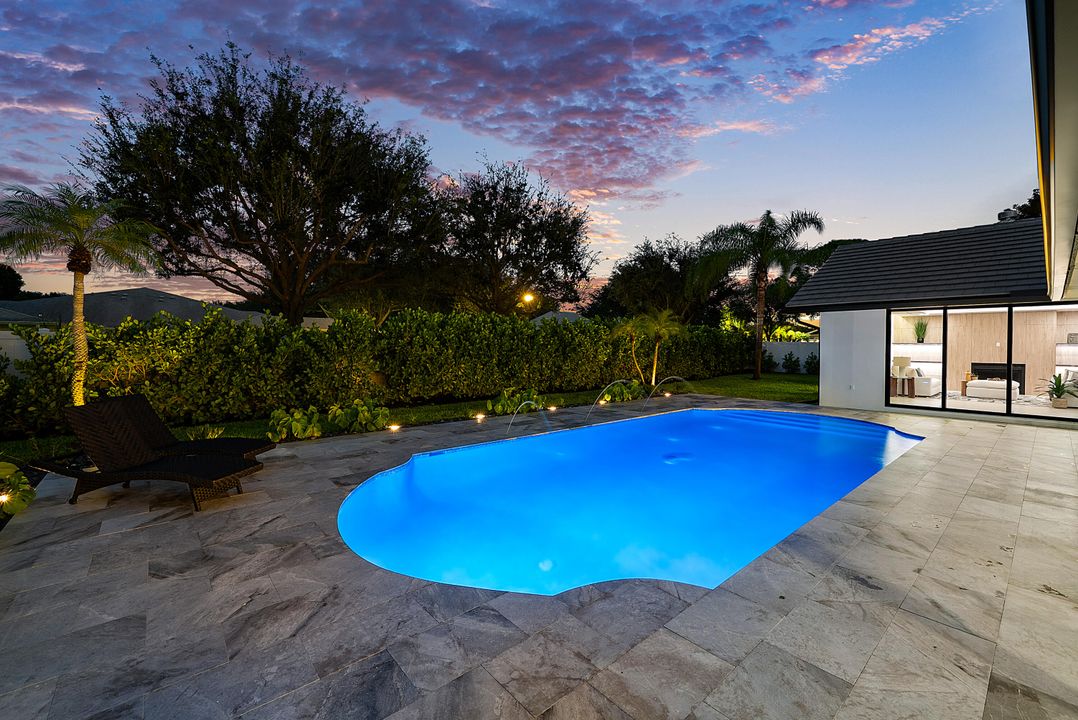 For Sale: $2,199,999 (4 beds, 4 baths, 3398 Square Feet)