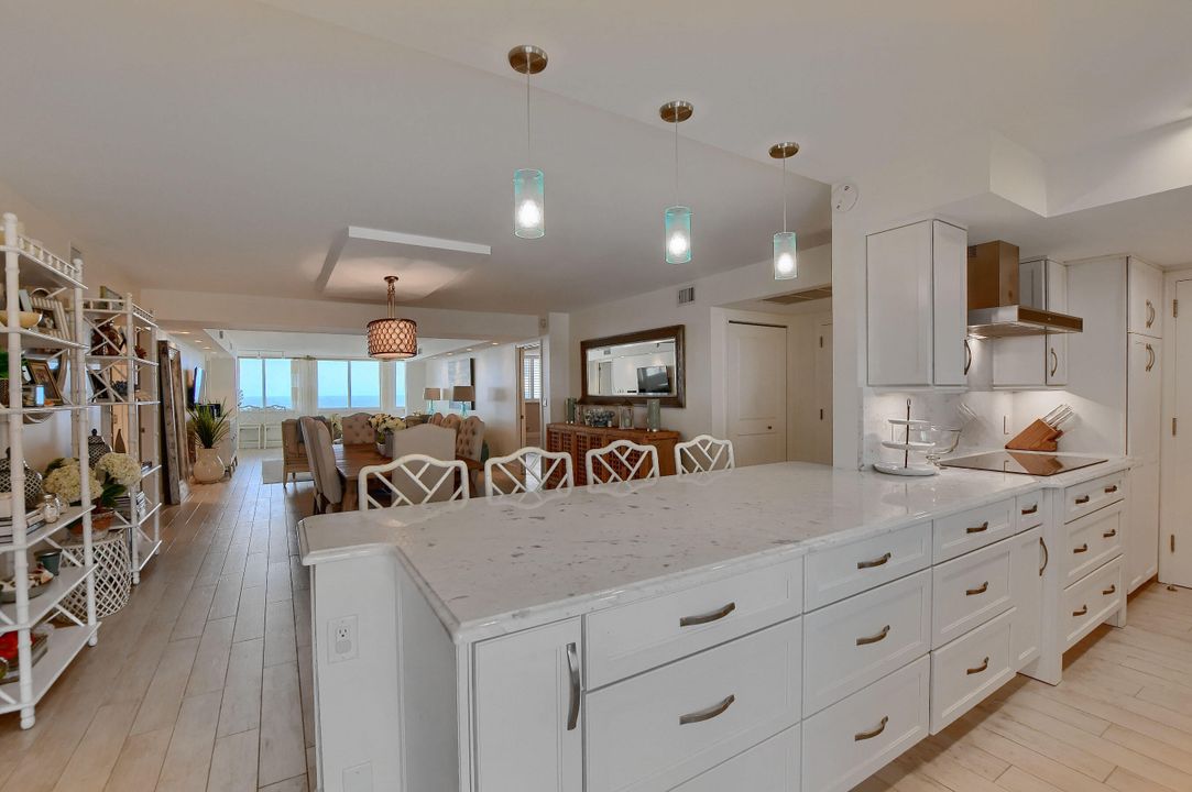 出租: $10,000 (3 贝兹, 2 浴室, 2138 平方英尺)