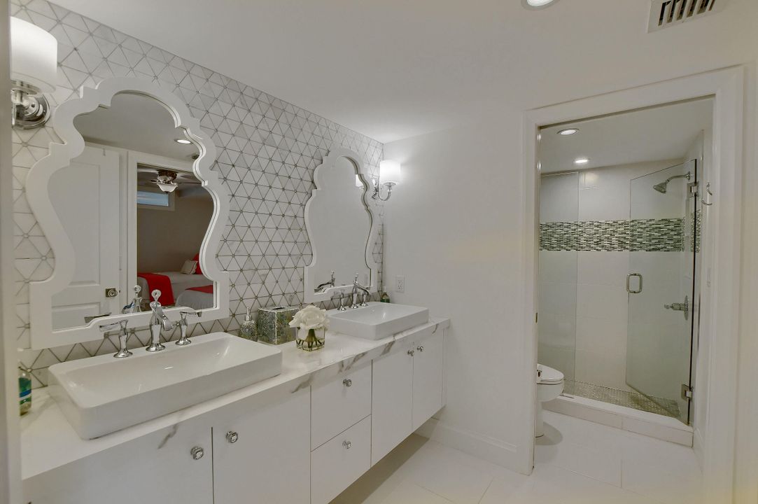 出租: $10,000 (3 贝兹, 2 浴室, 2138 平方英尺)