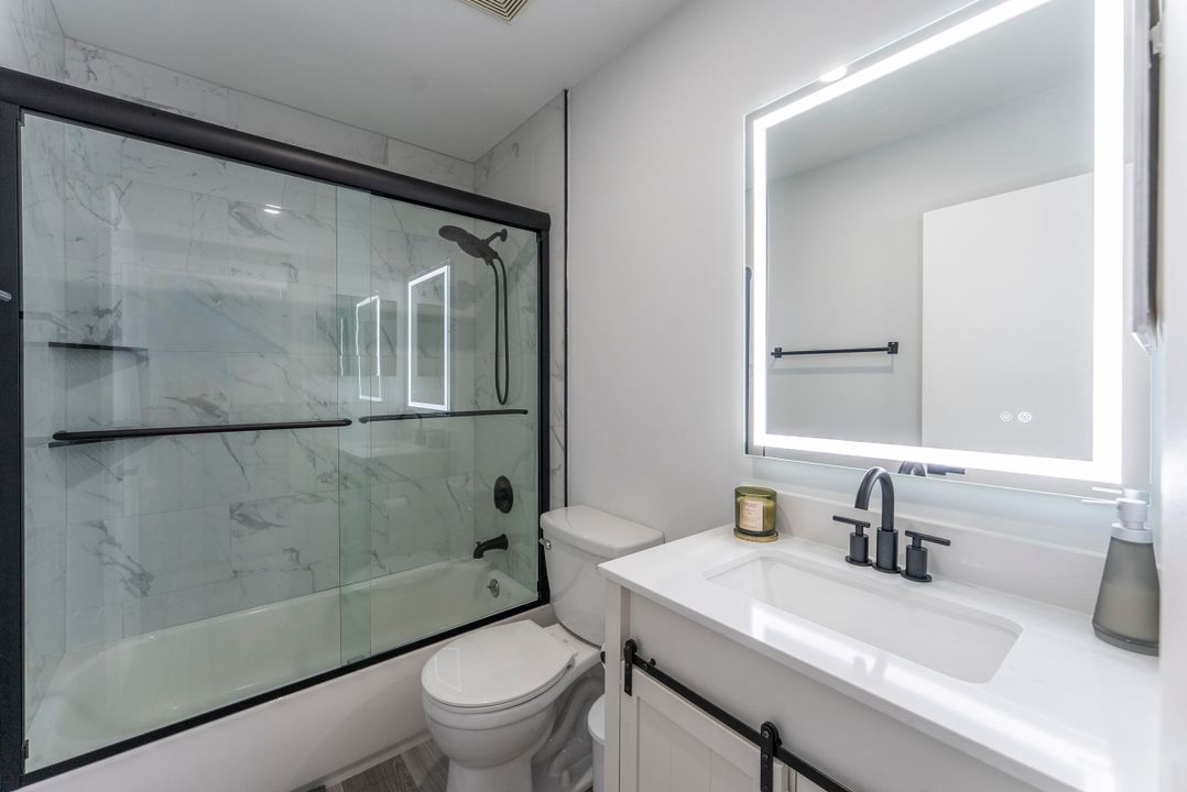 For Sale: $310,000 (2 beds, 2 baths, 1208 Square Feet)