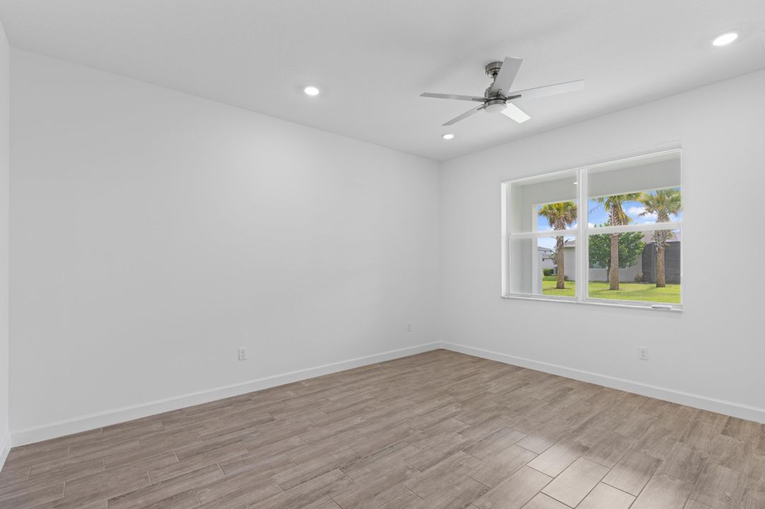 出租: $5,000 (4 贝兹, 3 浴室, 2500 平方英尺)