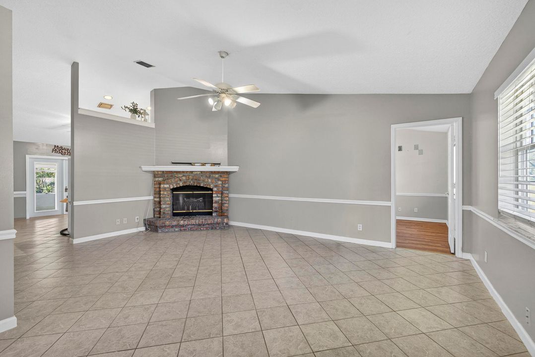 For Sale: $599,000 (4 beds, 2 baths, 1665 Square Feet)