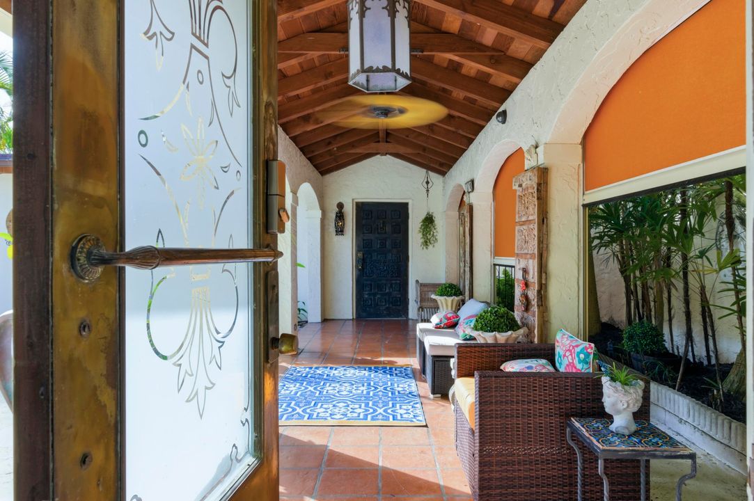 For Sale: $3,950,000 (3 beds, 3 baths, 3276 Square Feet)