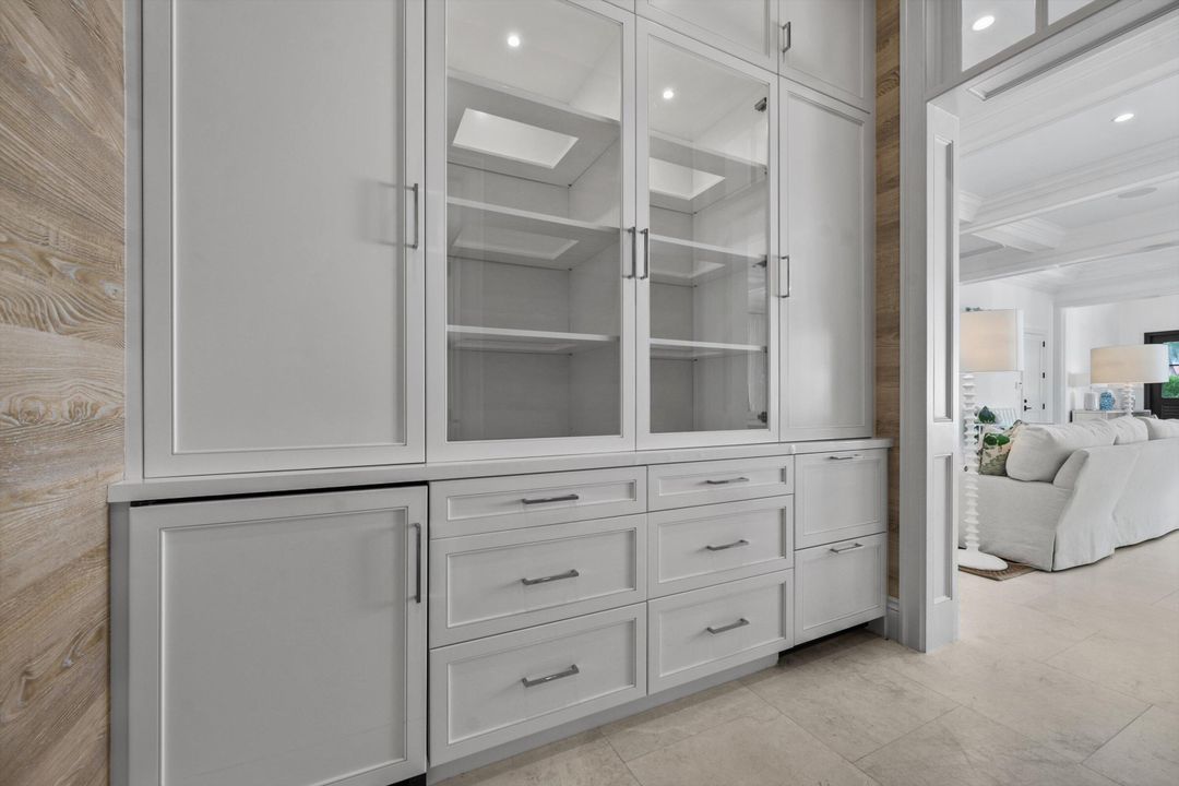 На продажу: $2,987,000 (4 спален, 4 ванн, 2796 Квадратных фут)