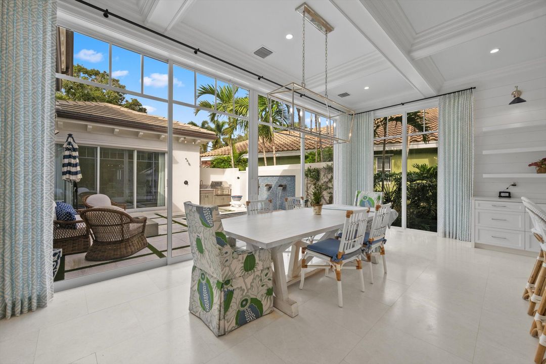 На продажу: $2,987,000 (4 спален, 4 ванн, 2796 Квадратных фут)