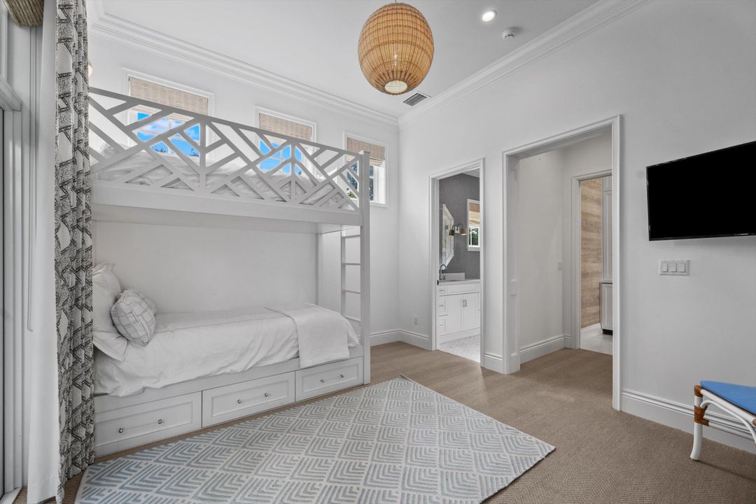 На продажу: $2,987,000 (4 спален, 4 ванн, 2796 Квадратных фут)