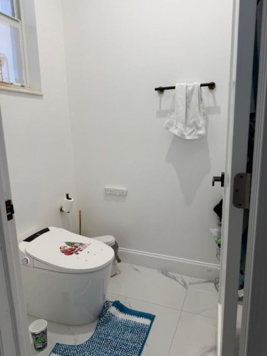 For Sale: $498,000 (4 beds, 2 baths, 2120 Square Feet)