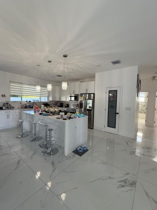 For Sale: $498,000 (4 beds, 2 baths, 2120 Square Feet)