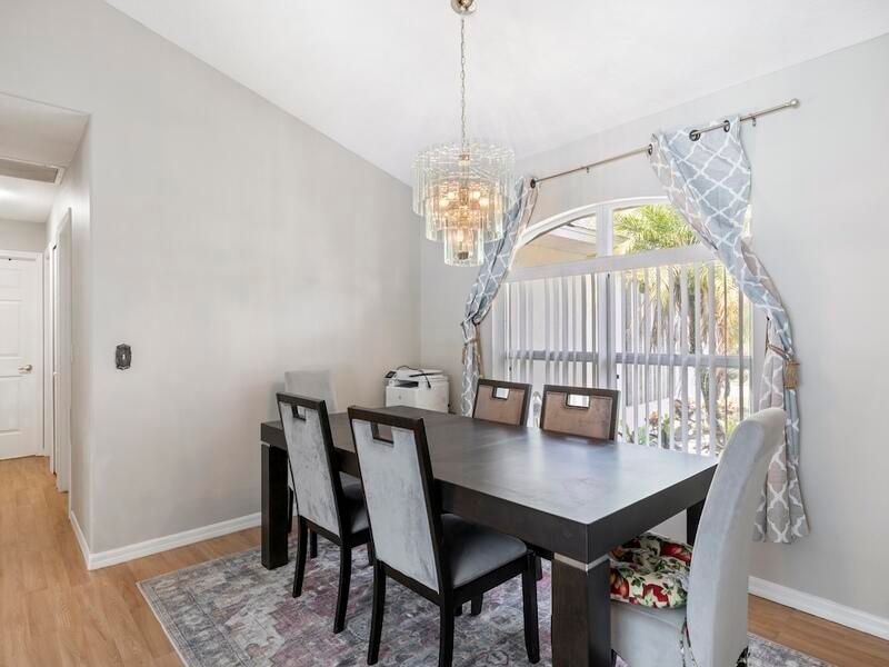 En Renta: $2,900 (3 camas, 2 baños, 2139 Pies cuadrados)