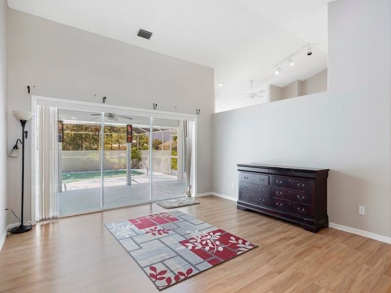 En Renta: $2,900 (3 camas, 2 baños, 2139 Pies cuadrados)