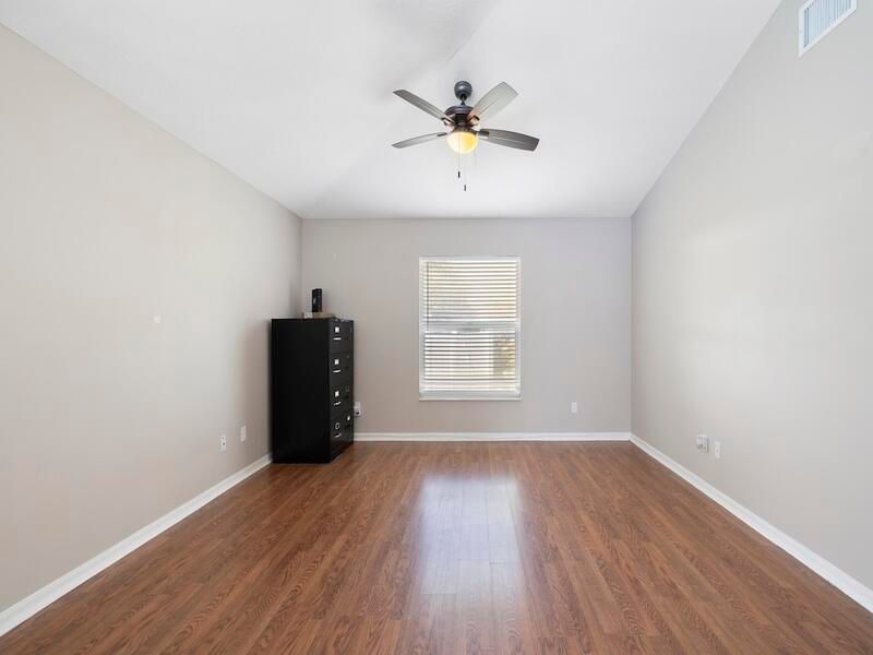 En Renta: $2,900 (3 camas, 2 baños, 2139 Pies cuadrados)