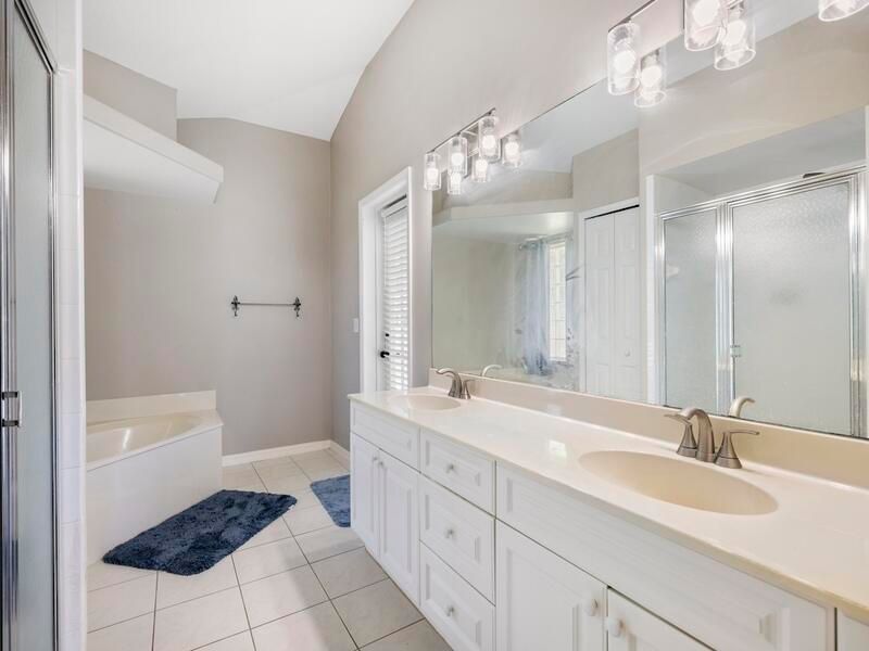 En Renta: $2,900 (3 camas, 2 baños, 2139 Pies cuadrados)