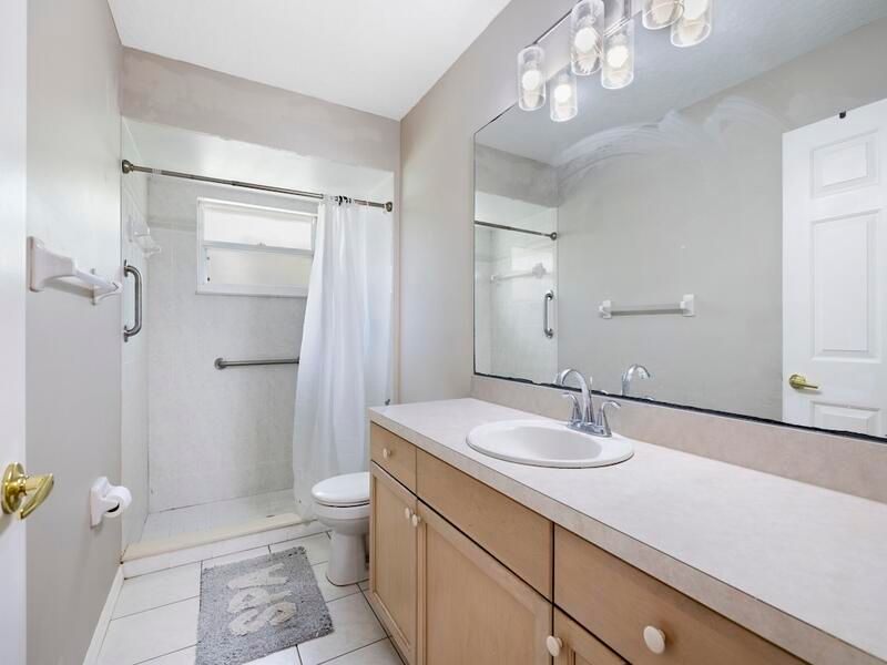 En Renta: $2,900 (3 camas, 2 baños, 2139 Pies cuadrados)