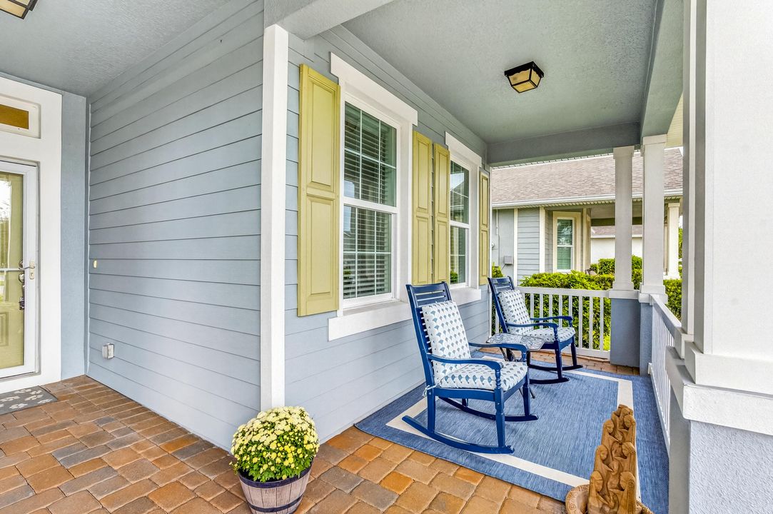 For Sale: $449,999 (3 beds, 2 baths, 1869 Square Feet)