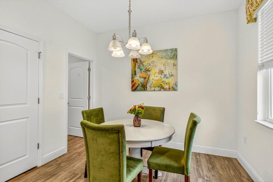 For Sale: $449,999 (3 beds, 2 baths, 1869 Square Feet)