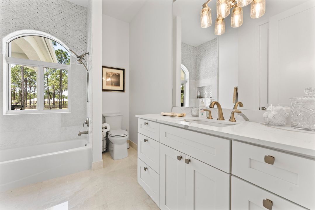 En Venta: $3,200,000 (5 camas, 5 baños, 4945 Pies cuadrados)