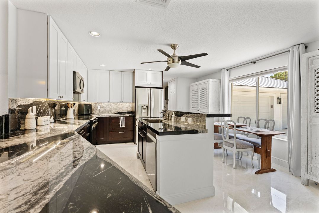 En Venta: $3,200,000 (5 camas, 5 baños, 4945 Pies cuadrados)