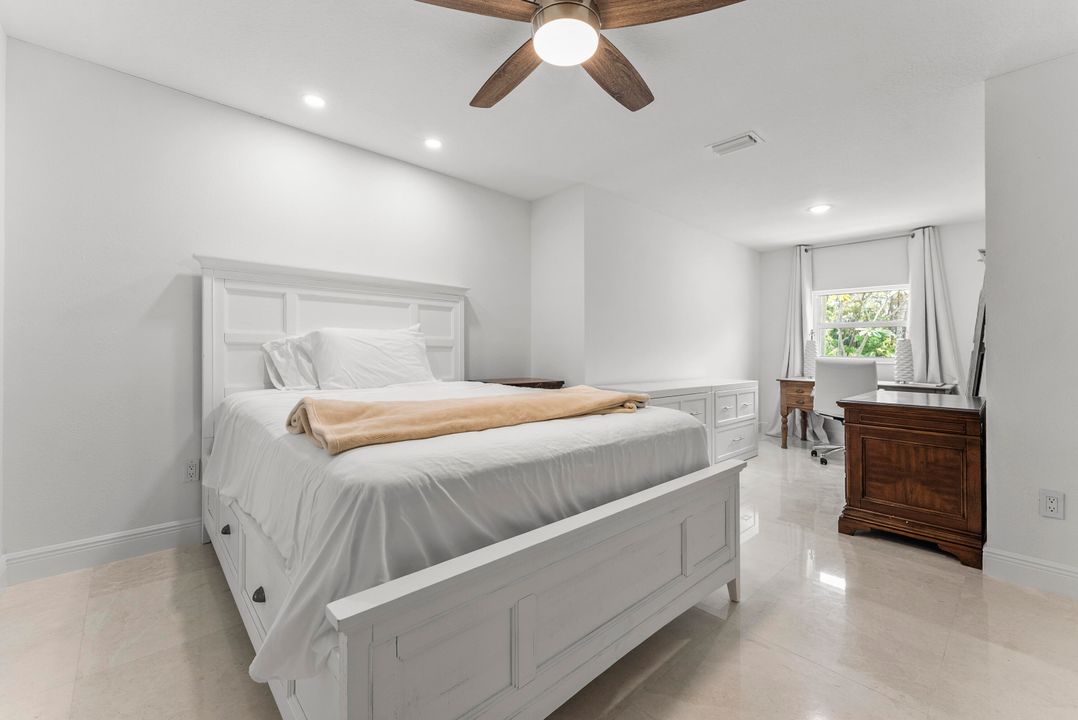 En Venta: $3,200,000 (5 camas, 5 baños, 4945 Pies cuadrados)