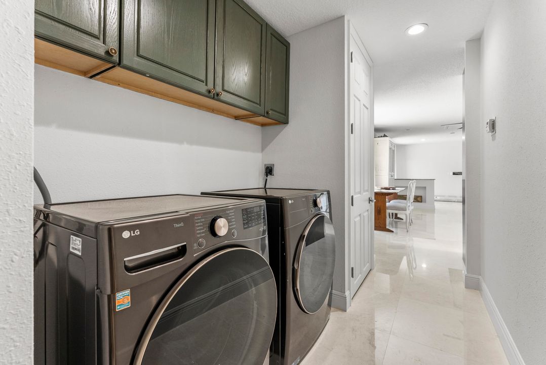 En Venta: $3,200,000 (5 camas, 5 baños, 4945 Pies cuadrados)