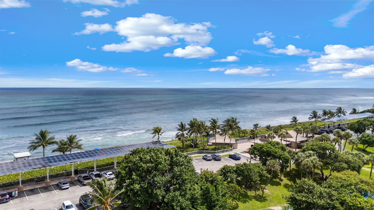 For Rent: $2,500 (2 beds, 2 baths, 1137 Square Feet)