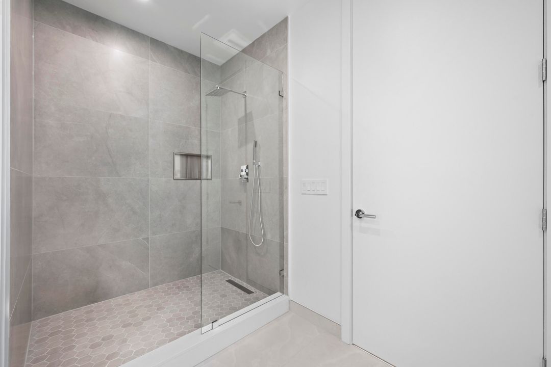 For Rent: $8,400 (2 beds, 2 baths, 1511 Square Feet)