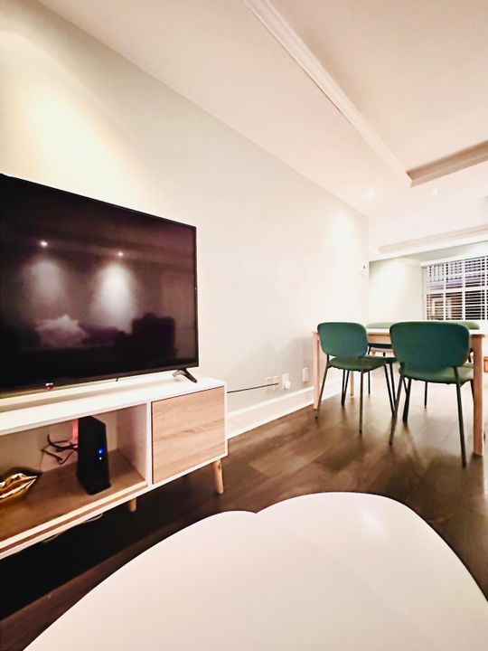 For Rent: $2,700 (1 beds, 1 baths, 792 Square Feet)