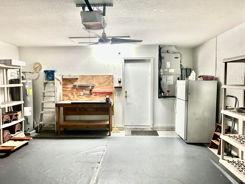 待售: $425,900 (2 贝兹, 2 浴室, 1738 平方英尺)