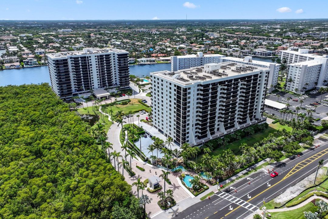 Под контрактом: $8,500 (2 спален, 2 ванн, 1433 Квадратных фут)