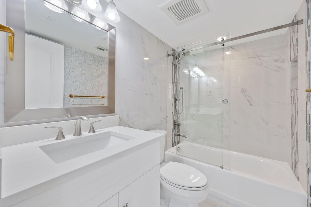 Под контрактом: $8,500 (2 спален, 2 ванн, 1433 Квадратных фут)