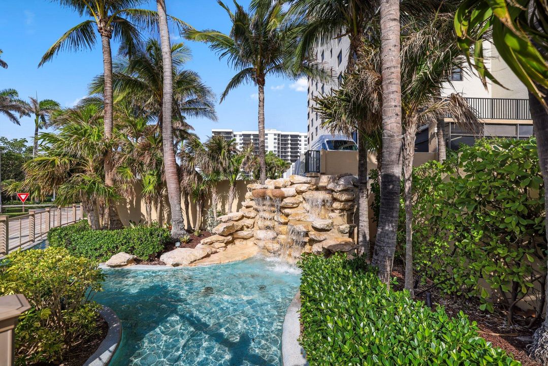 Под контрактом: $8,500 (2 спален, 2 ванн, 1433 Квадратных фут)