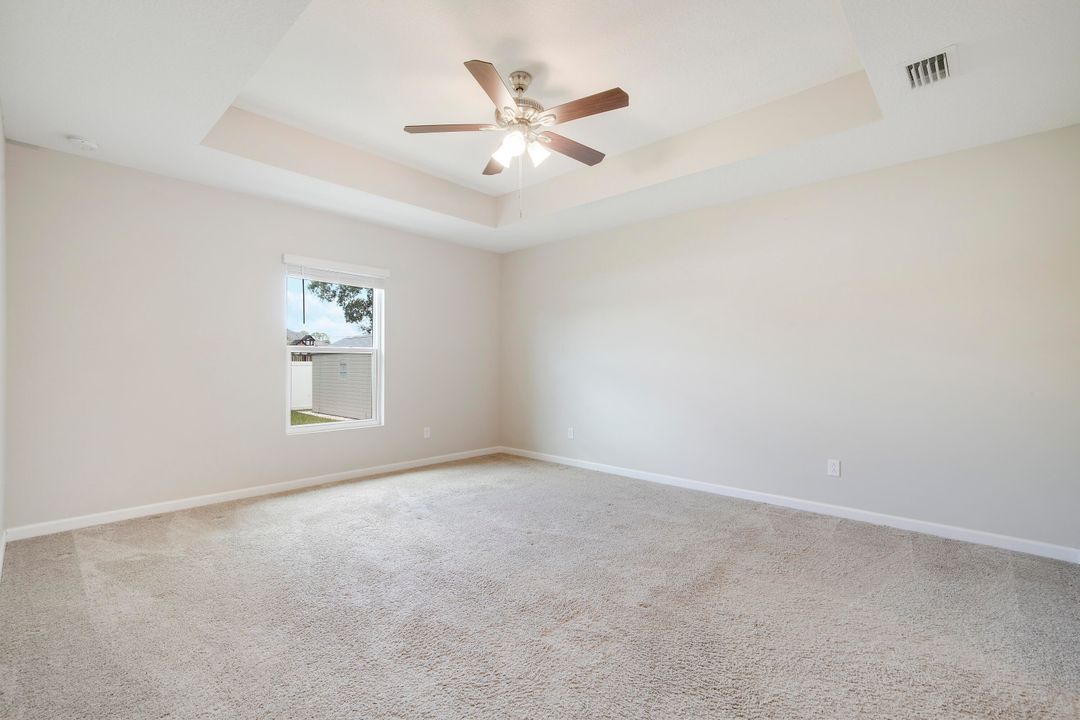 For Sale: $454,900 (4 beds, 2 baths, 1915 Square Feet)