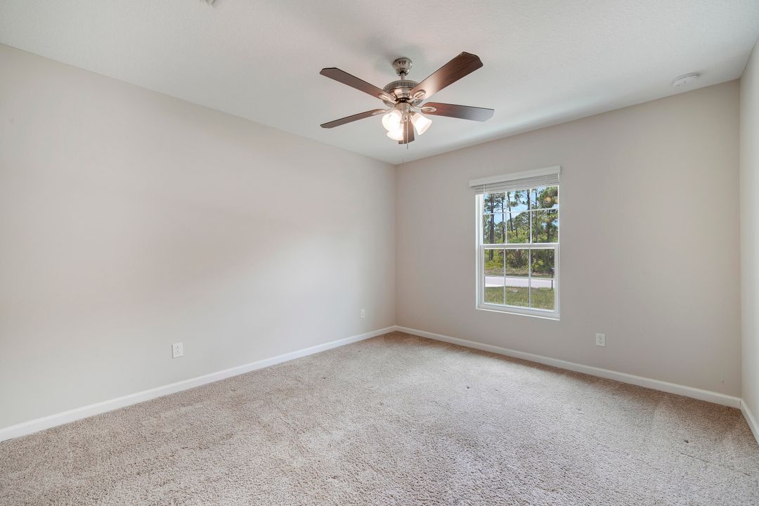 For Sale: $454,900 (4 beds, 2 baths, 1915 Square Feet)