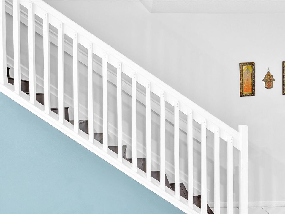 待售: $385,000 (2 贝兹, 2 浴室, 1420 平方英尺)