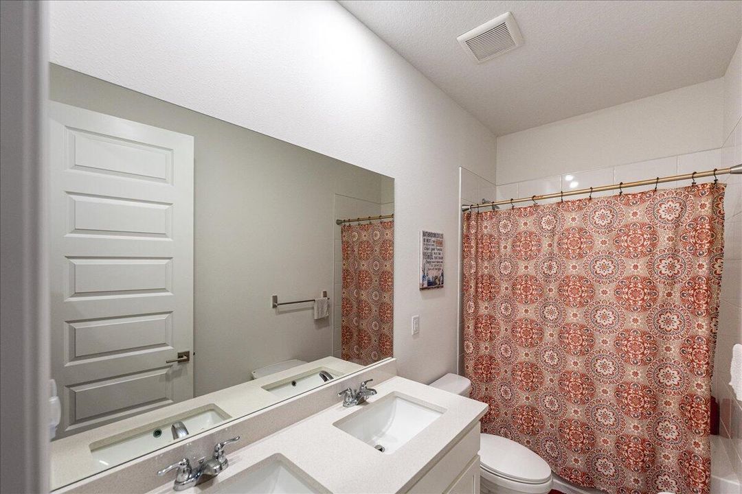 На продажу: $579,999 (4 спален, 3 ванн, 2792 Квадратных фут)