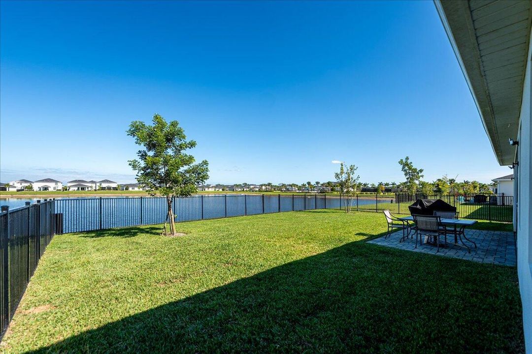 На продажу: $579,999 (4 спален, 3 ванн, 2792 Квадратных фут)