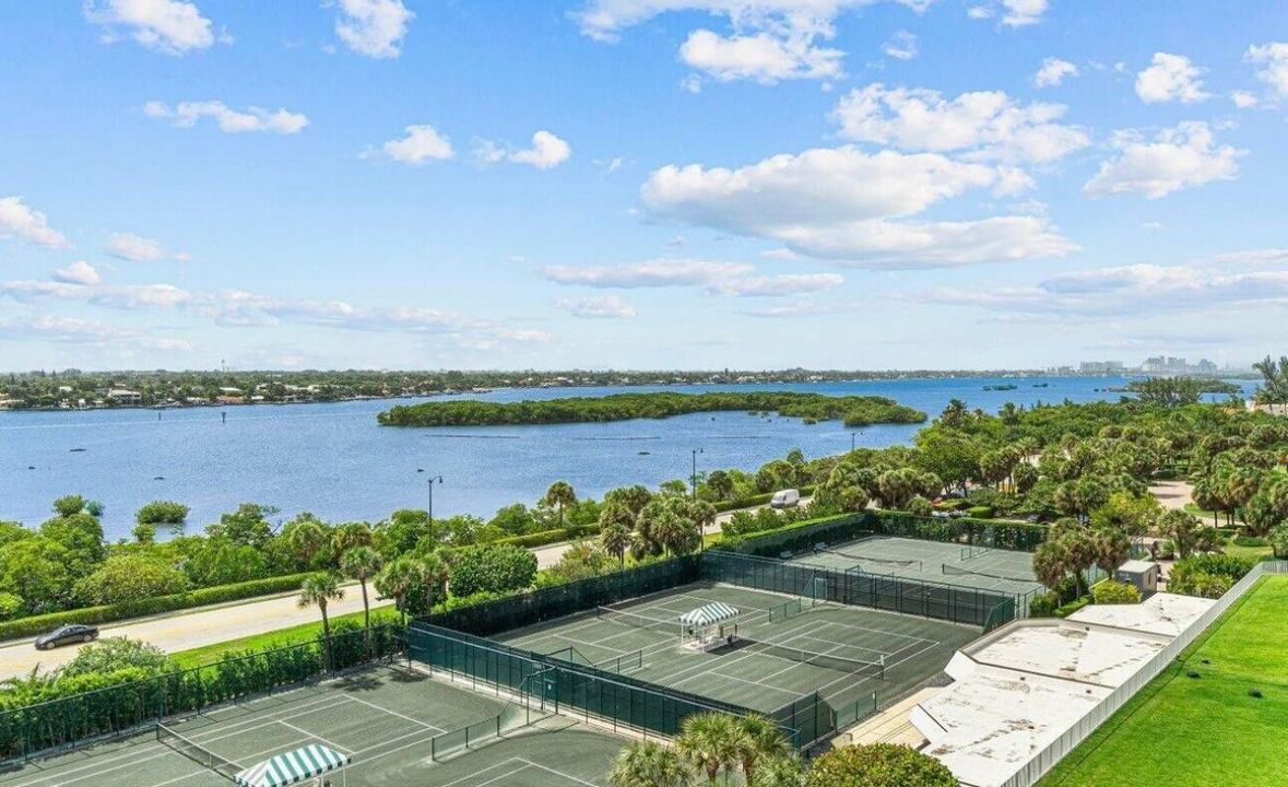 待售: $4,895,000 (3 贝兹, 3 浴室, 3150 平方英尺)