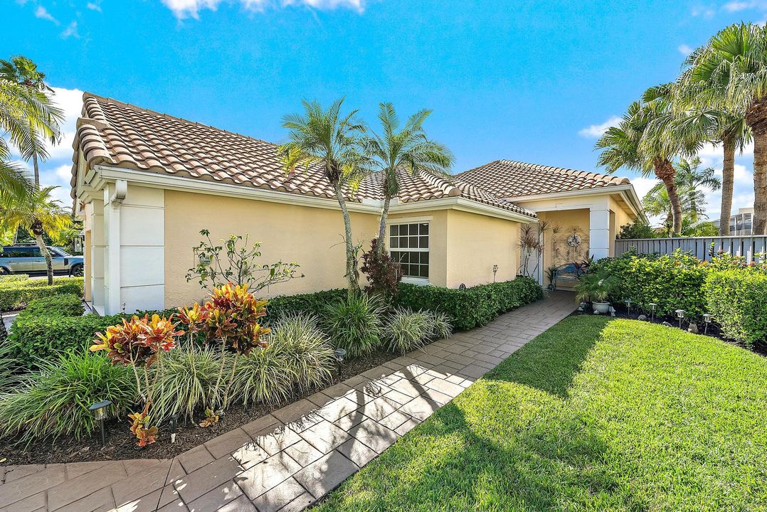 待售: $809,000 (3 贝兹, 3 浴室, 1659 平方英尺)