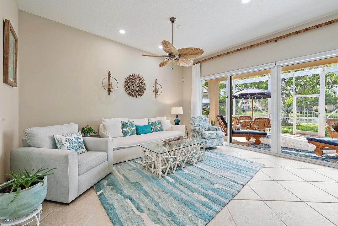 待售: $809,000 (3 贝兹, 3 浴室, 1659 平方英尺)