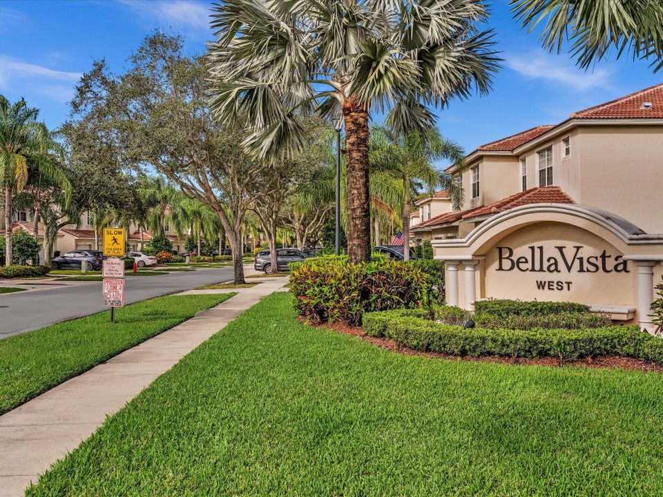 待售: $385,000 (2 贝兹, 2 浴室, 1420 平方英尺)