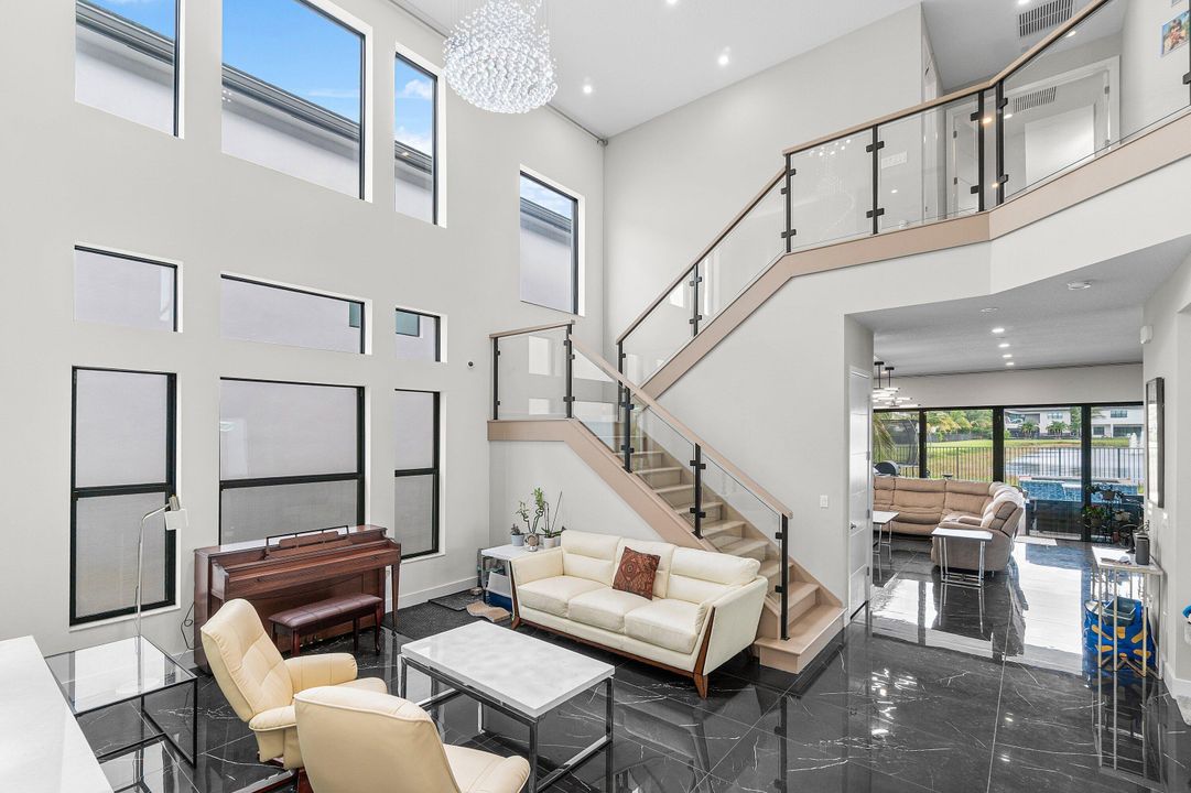 Active With Contract: $2,200,000 (5 beds, 7 baths, 4484 Square Feet)