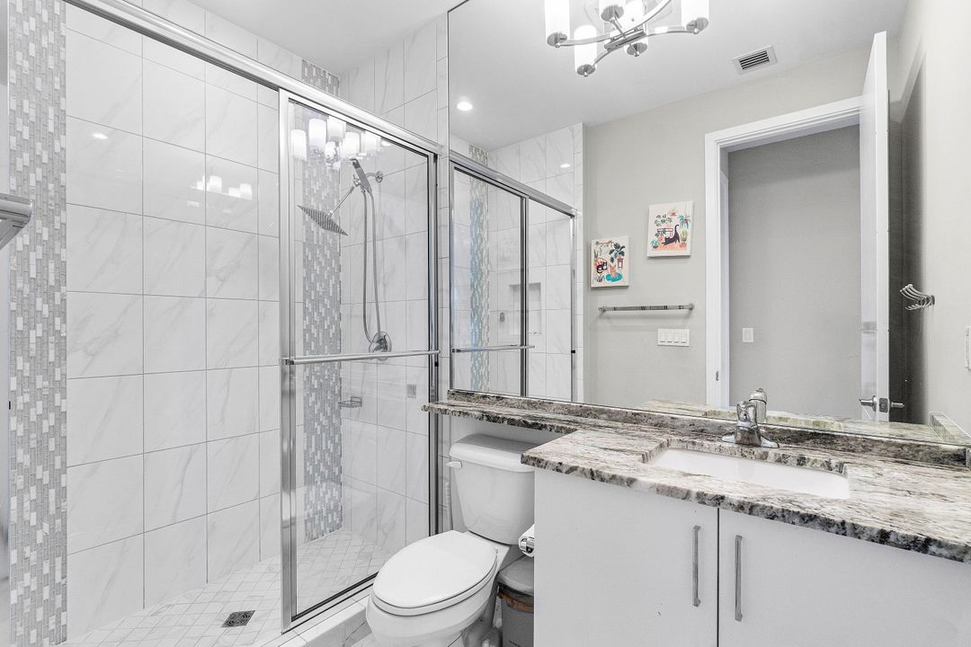 Active With Contract: $2,200,000 (5 beds, 7 baths, 4484 Square Feet)