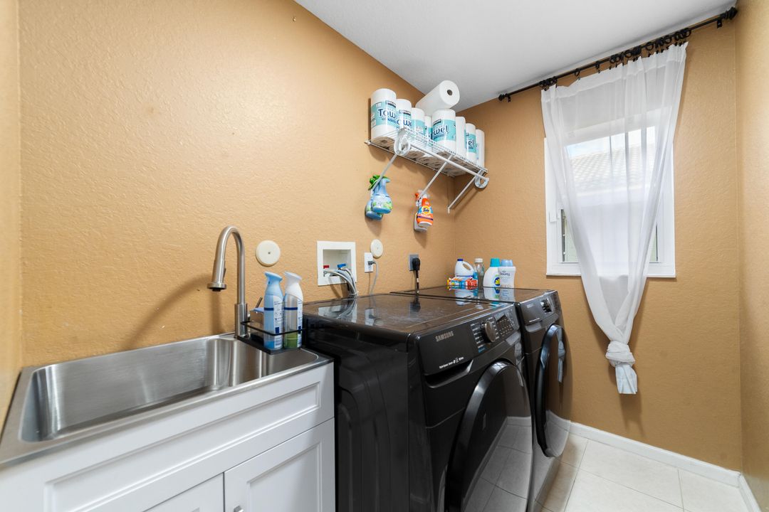 Active With Contract: $650,000 (4 beds, 2 baths, 2301 Square Feet)