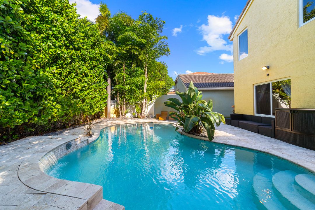 Active With Contract: $650,000 (4 beds, 2 baths, 2301 Square Feet)