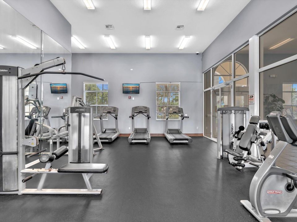 待售: $385,000 (2 贝兹, 2 浴室, 1420 平方英尺)