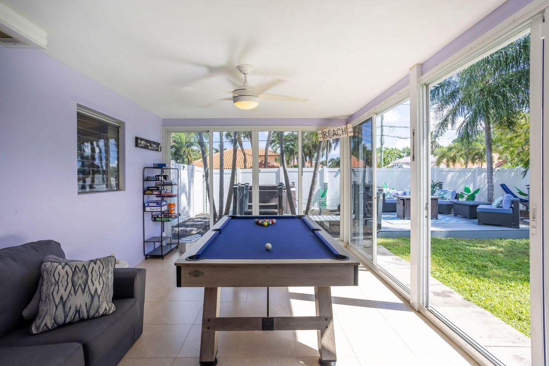 For Sale: $549,900 (2 beds, 2 baths, 1575 Square Feet)