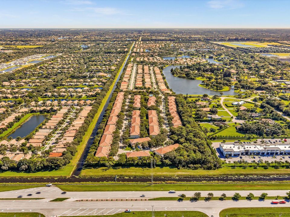 待售: $385,000 (2 贝兹, 2 浴室, 1420 平方英尺)